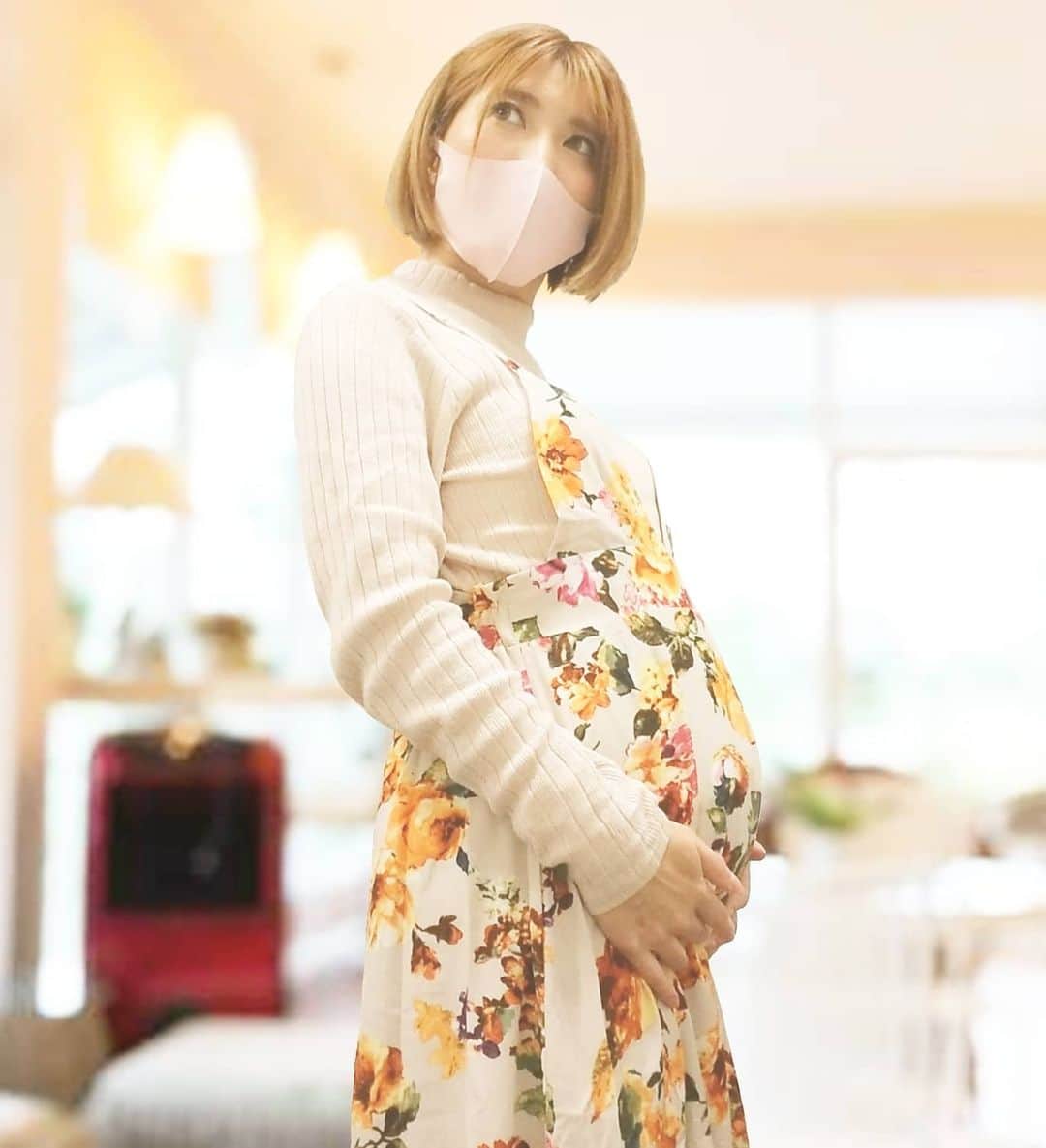 石関友梨のグルメインスタ