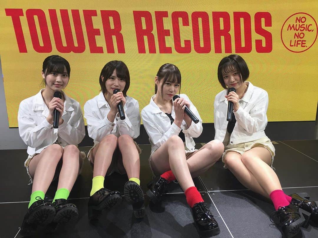 東坂みゆのインスタグラム：「30日⭐️iDOL BOX 31日⭐️タワーmini汐留店、タワーレコード渋谷店  ライブ来てくださった皆様 ありがとうございました❤️  まさかこんな早くに 渋谷店さんでさせていただくことになるとおもってなくて  夢のようでした😳😳✨  またこられるよう 精一杯がんばります🙇🏼‍♀️‼️  有難う御座いました✨」