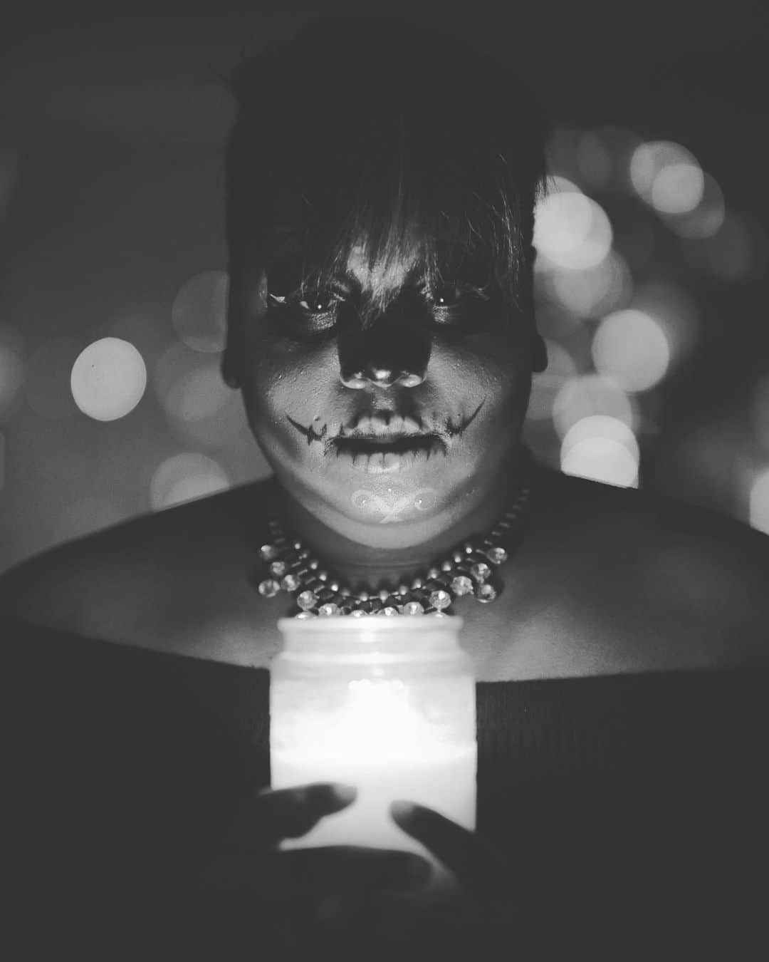アレックス・ニューウェルのインスタグラム：「Happy Halloween!!! 📷 @oliver_wheeldon」