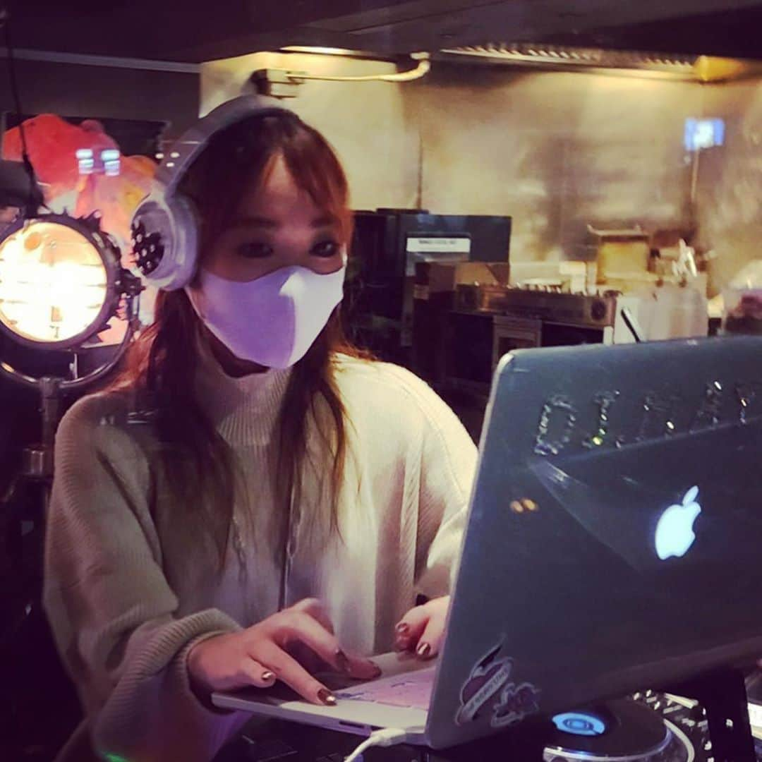 MAYUMIさんのインスタグラム写真 - (MAYUMIInstagram)「@pulplism_official @pulplism_everyday   #西麻布　#dj #hamburger #hiphop #trancemusic #house #music #femaledj #tokyo #japan #art」11月1日 20時42分 - djmayumi