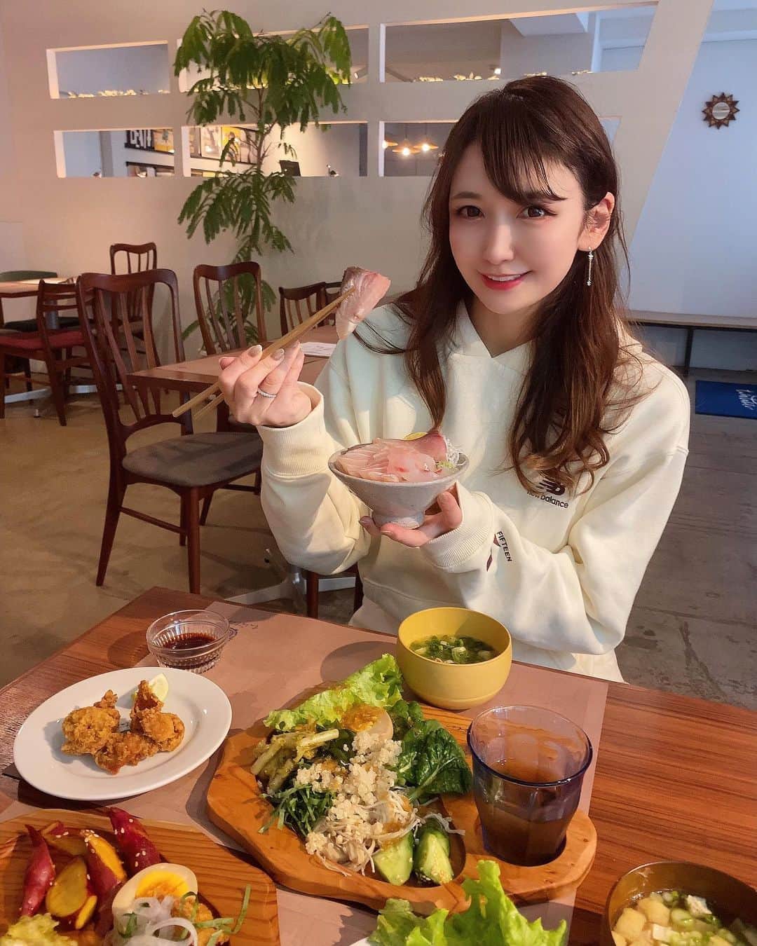 momoのグルメインスタ