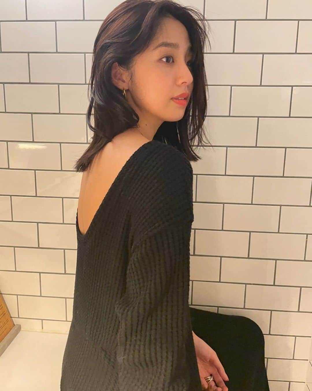 江藤百香のインスタグラム：「@seagreen_official  @tatras_conceptstore  #seagreen  着心地、最高です🙆‍♀️🤍」