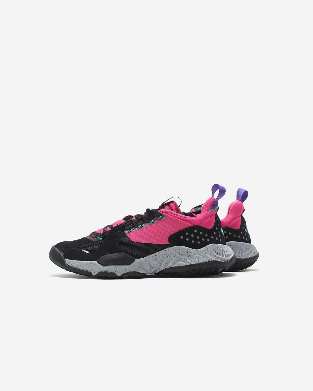 A+Sのインスタグラム：「in stock now  ■NIKE JORDAN DELTA COLOR : BLACK/NEPTUNE GREEN-COURT PURPLEPURPLE SIZE : 26.0cm - 29.0cm PRICE : ¥14,000 (+TAX)  ジョーダンデルタは、抜群に快適なデザインを採用し、新しい形で履きやすさを追求した一足。 ハイテク素材と自然素材とを組み合わせ、快適な軽量フォームを搭載した贅沢なライフスタイルシューズで、ジョーダンブランドならではのスタイルと履き心地が楽しめます。  The Jordan Delta has a design that's expressive and comfortable from the inside out. Made with a mix of materials, this shoe has plush, lightweight foam underfoot. Its meticulously crafted for a look and feel only Jordan brand can deliver.  #a_and_s #NIKE #NIKEAIRJORDAN #NIKEJORDANDELTA」