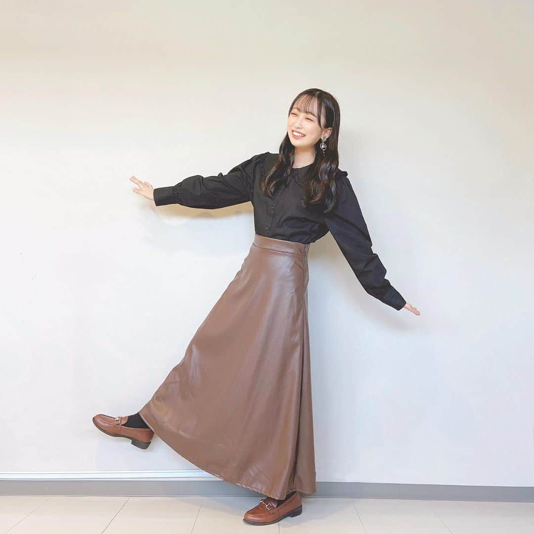 渡部愛加里さんのインスタグラム写真 - (渡部愛加里Instagram)「きょうだよーーー  #ootd #153cmコーデ #GRL #プチプラコーデ #コーデ #ロングスカート #achanコーデ」11月1日 18時12分 - akarin_1018