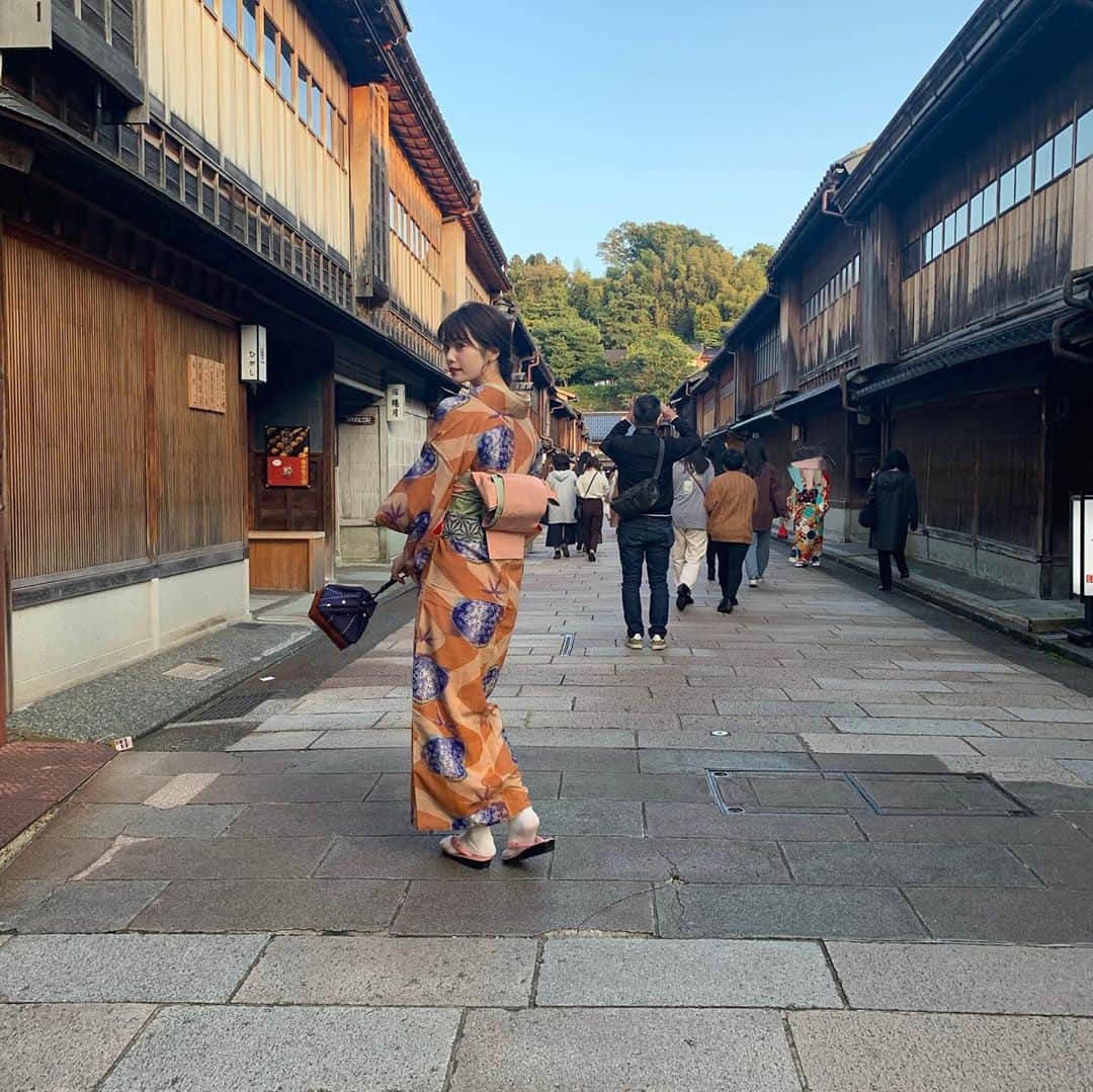 西谷菜々のインスタグラム：「. 和装大好き👘🤍 今年は浴衣を着る機会がなかったので、お着物着られてハッピー✨  美味しいものをたくさん食べた金沢旅。 リフレッシュできたので、また明日から頑張ろう〜✌️ #金沢旅行 #gotoトラベル」