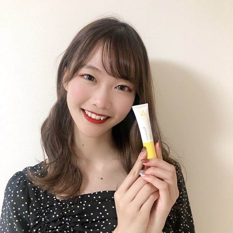 齋藤佳穂のインスタグラム：「4ウィークプログラム💫 1週間ごとに変わる髪の状態に合わせた自宅集中ケア！ 今週は4番🦋 ツヤとまとまりのあるカラーヘアになる♪ 光の反射を綺麗に魅せてくれる🥺  @wellapro_japan @nyny_official_account  #カラーモーション#4ウィークプログラム#さあサロンに行こう#イルミナカラー#イルミナ#ウエラプロフェッショナル#nyny#さあnynyに行こう」