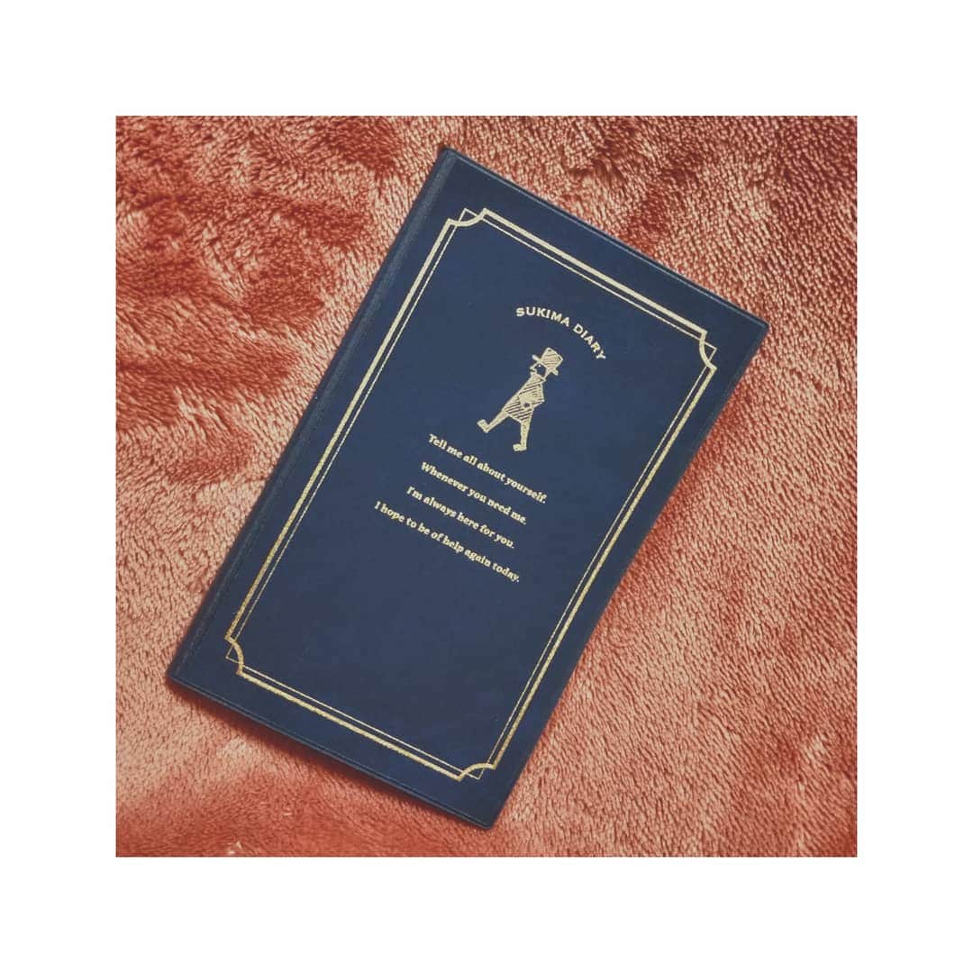 小泉里紗さんのインスタグラム写真 - (小泉里紗Instagram)「Buku harian baru✨ #bukuharian」11月1日 18時47分 - risa_kizm