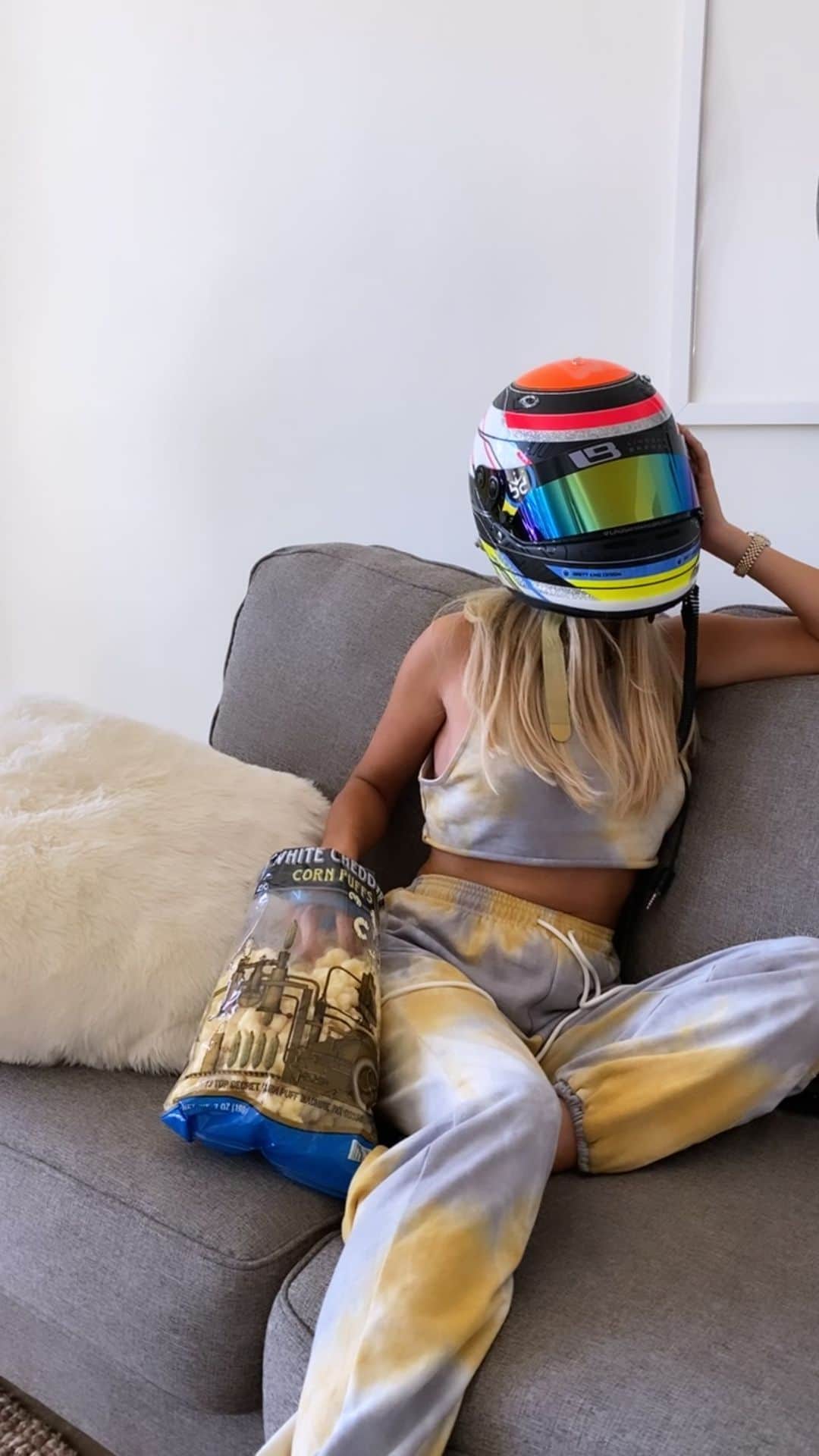 Lindsay Brewerのインスタグラム：「When all you want to do is be back on the track😂🏁 what did you think of today’s F1 race?」