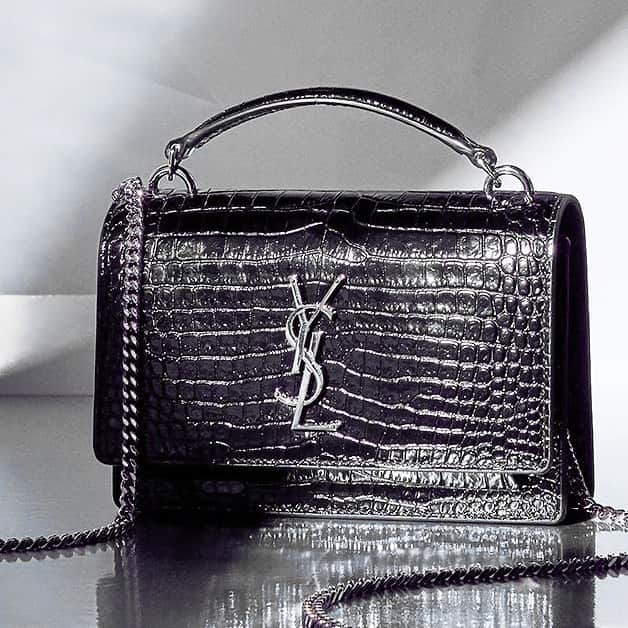 GILTのインスタグラム：「The #SaintLaurent Sunset bag: Some may call it an essential. Tap the link in bio to shop.」