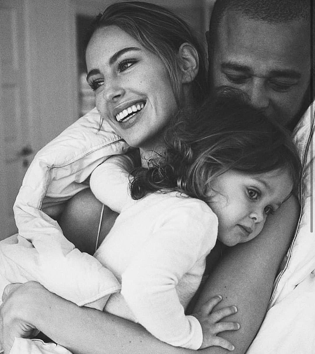 Mathilde Goehlerのインスタグラム：「My whole heart 🖤」