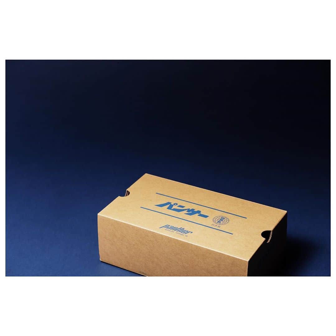 のインスタグラム：「. Panther shoebox. . パンサーのシューズボックス 1970年代の雰囲気をデザインに採用 . . . #パンサースニーカー #パンサー #panther_jp」