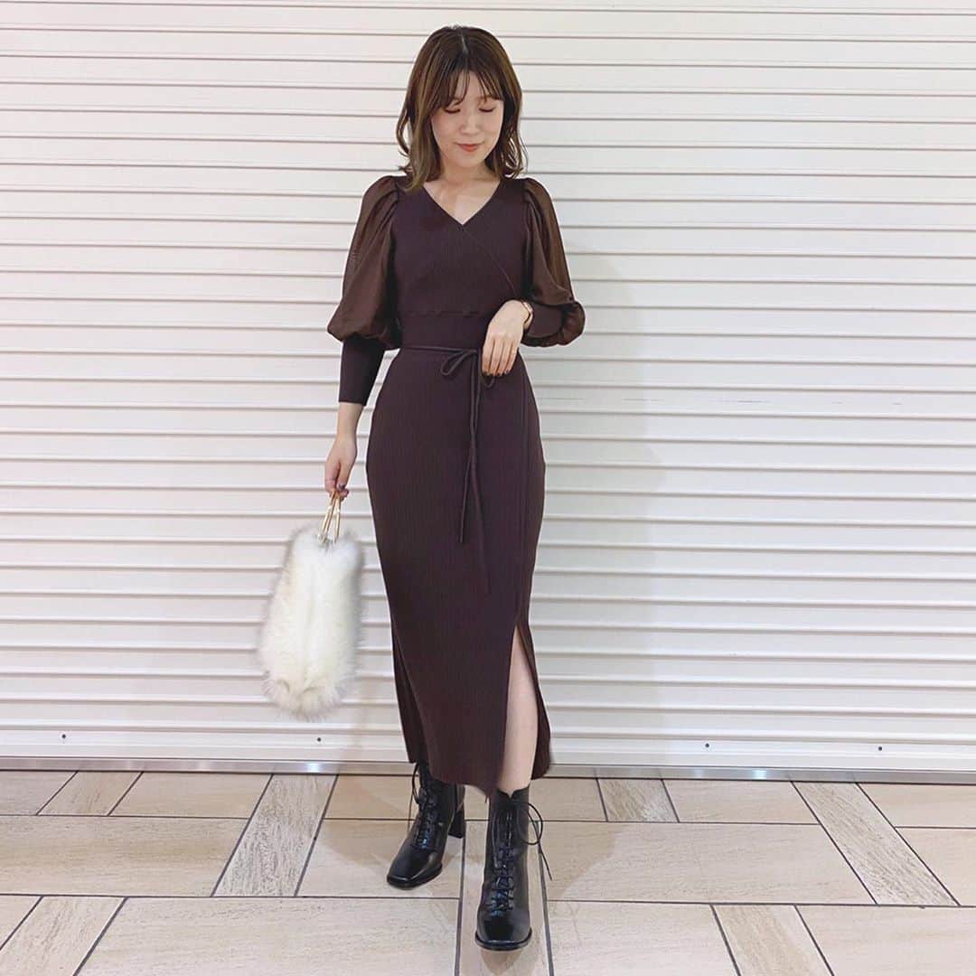 Mercuryduoさんのインスタグラム写真 Mercuryduoinstagram Staff Coordinate ㅤㅤ ㅤㅤ 新作入荷 異素材スリーブカシュクールニットワンピース Color Brown Beige Dark Brown 13 0 Tax In ㅤ ㅤ 画像をタップして詳細をcheck Asako Fukuda10