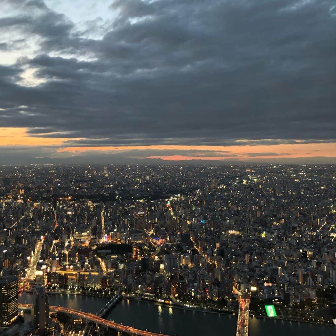 那須泰斗さんのインスタグラム写真 - (那須泰斗Instagram)「Tokyo Sky Tree」11月1日 21時21分 - nasu__taito