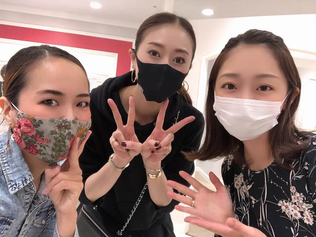 貴千碧さんのインスタグラム写真 - (貴千碧Instagram)「沢山の愛と優しさと笑顔をいただいて☺️🙏✨ 今日も皆様、本当にありがとうございました❤️  . . #花組#月組#雪組#星組#宙組 #勢揃い #宝塚　は１つ☺️✨」11月1日 21時34分 - ao_takachi