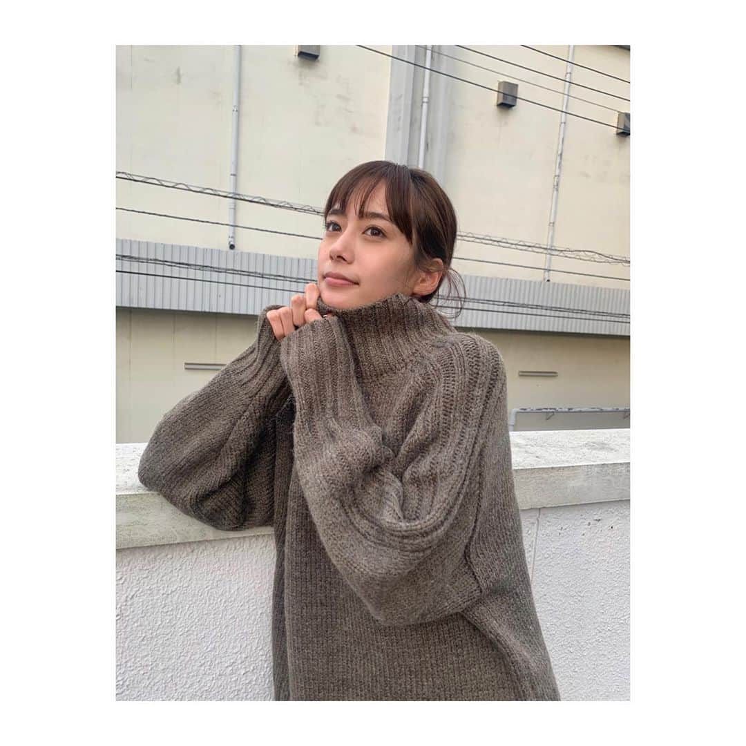 吉田志織さんのインスタグラム写真 - (吉田志織Instagram)「おでん...食べたいな🧍🏻‍♀️  #おでん #餅巾着 #蒟蒻 #大根 #murua」11月1日 21時41分 - shiori_official_321