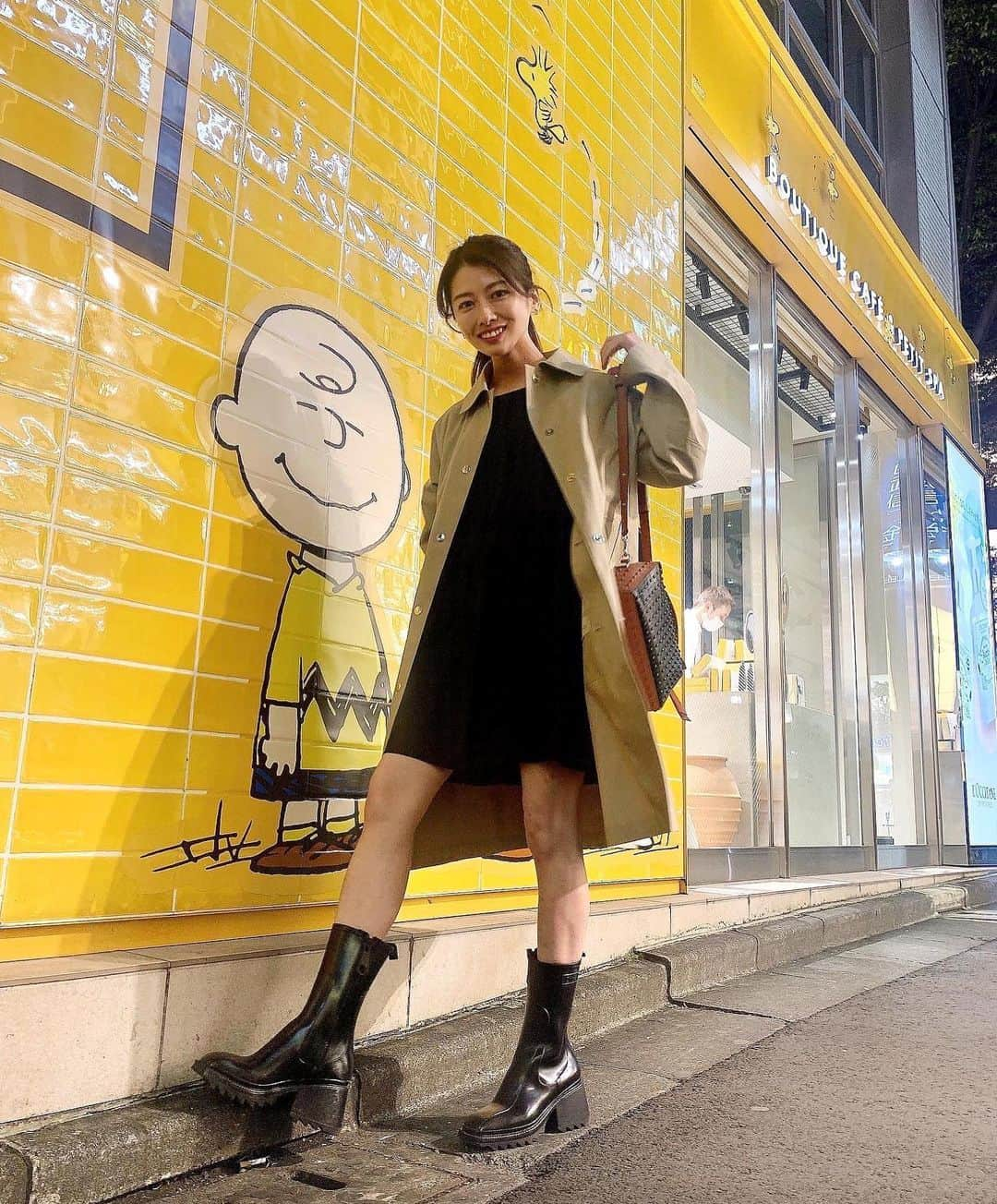 細田彩花さんのインスタグラム写真 - (細田彩花Instagram)「私服🧥🤍📸 . お気に入りだとそればかり着ちゃう笑 (ブーツに関しては、本当はレインブーツなのに晴れてる日にも履いてる🤫) . . #ootd #私服 #秋コーデ #fashiongram  #follow」11月1日 22時01分 - ayaka_hosoda