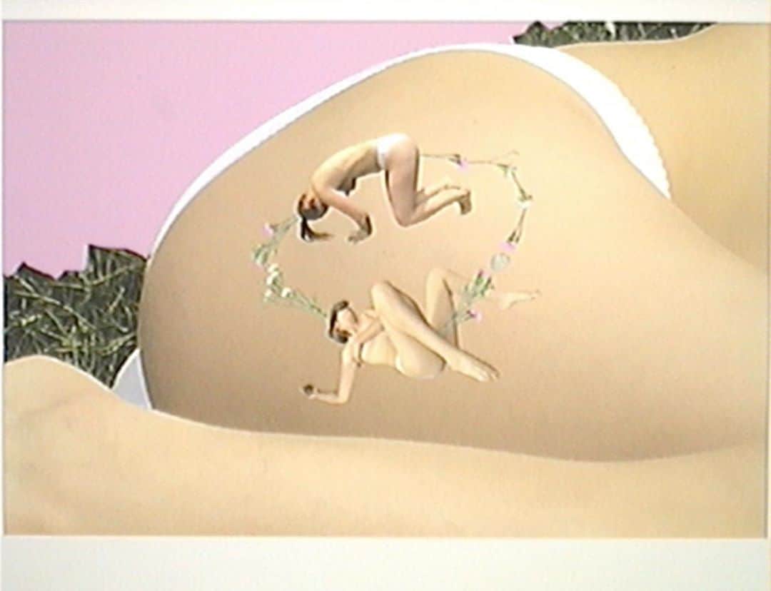 シャーナ・オズボーンのインスタグラム：「Tattoo yourself and your wife on your 🍑 (and VOTE). HBD @ottilielandmark thanks for collaborating with me and @sjodwyer on this shoot for @kegrand final issue of @thelovemagazine xxxxx」