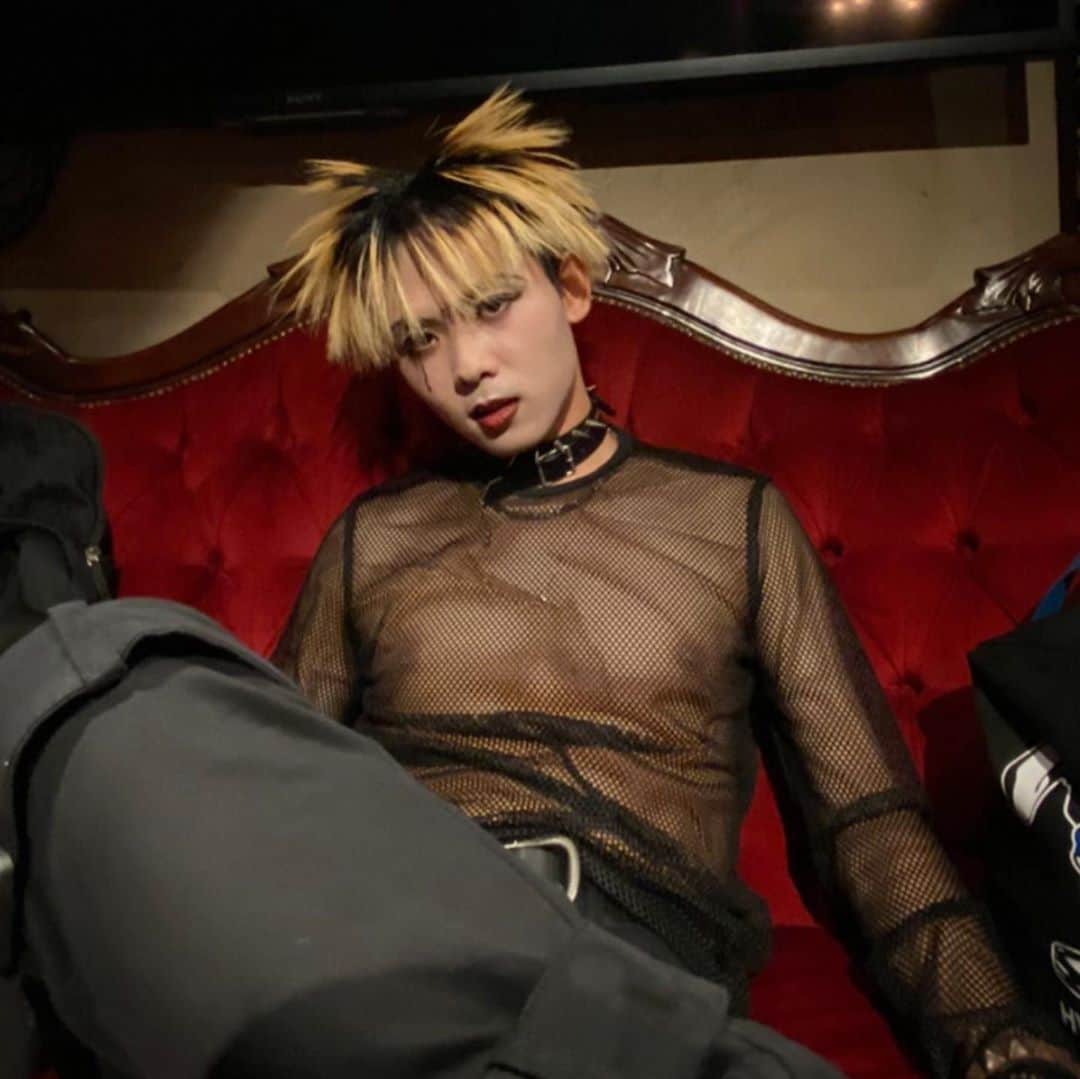 オカモトレイジのインスタグラム：「🎃My Happy Halloween 2020🐐  #Direngrey #GOTH #V系」
