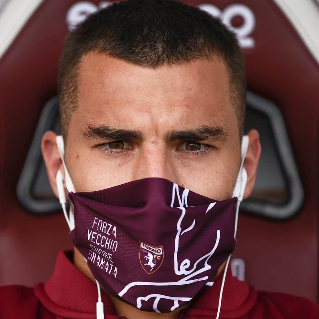 トリノFCさんのインスタグラム写真 - (トリノFCInstagram)「Focused on #TorinoLazio 🔥🐂  #SFT #serieA」11月1日 22時17分 - torinofc1906