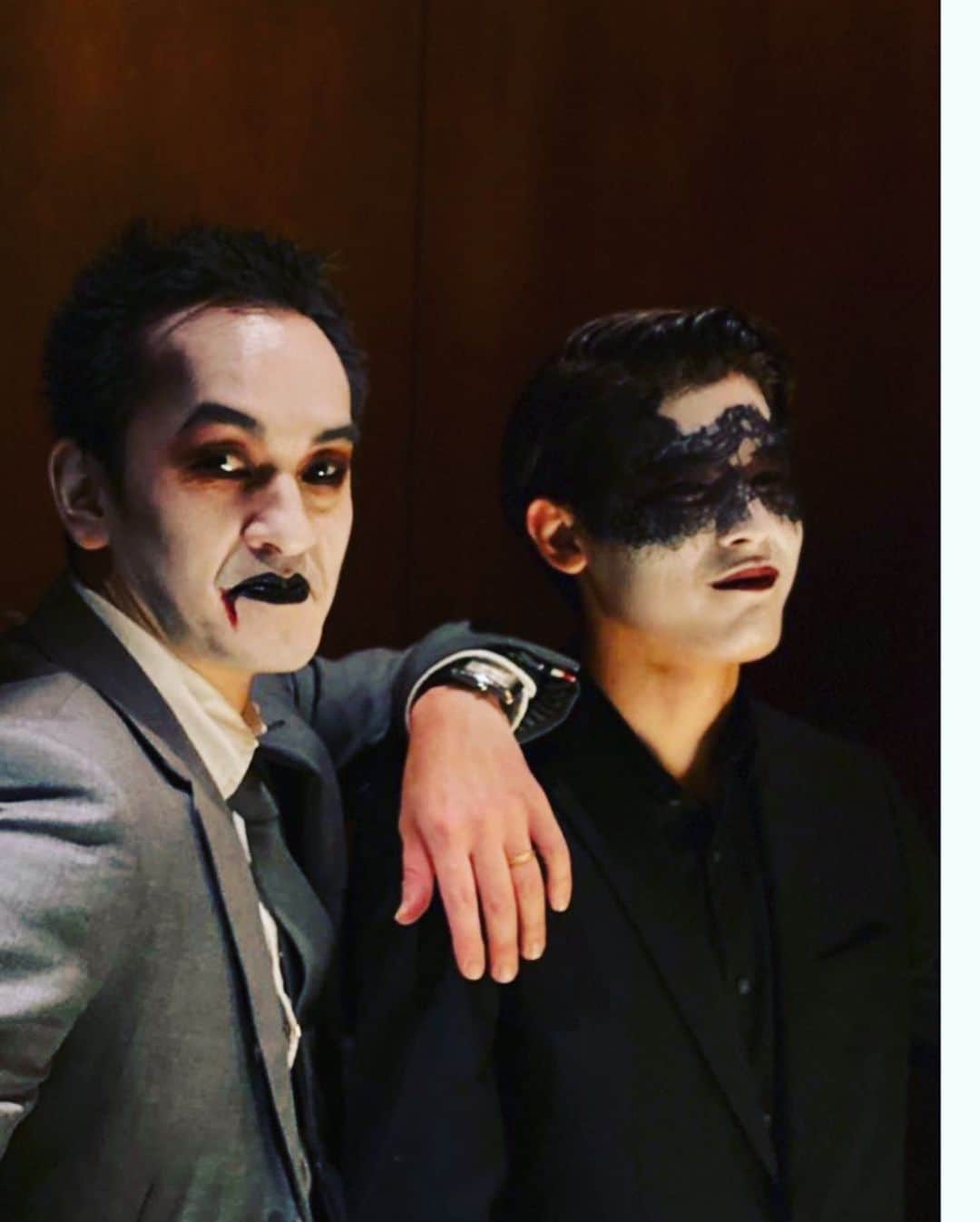 YUKI TAKESHIMAさんのインスタグラム写真 - (YUKI TAKESHIMAInstagram)「HELLOWEEN&BLUEMOON PARTY２０２０🌕🎃🧛‍♂️ DEATH DISCO 本番までチーム本気で練習会 #backstage  #helloweenmakeup  #ドラキュラメイク  #傷メイク  #ジョーカーメイク  #鬼滅の刃メイク  #yukimaketeam  みんなありがと @michikofunabiki  @cocotommyy  @ttoomooii  @mihomua   #東京エディション虎ノ門  #editionhotel #dethdisco」11月1日 22時31分 - yukimake