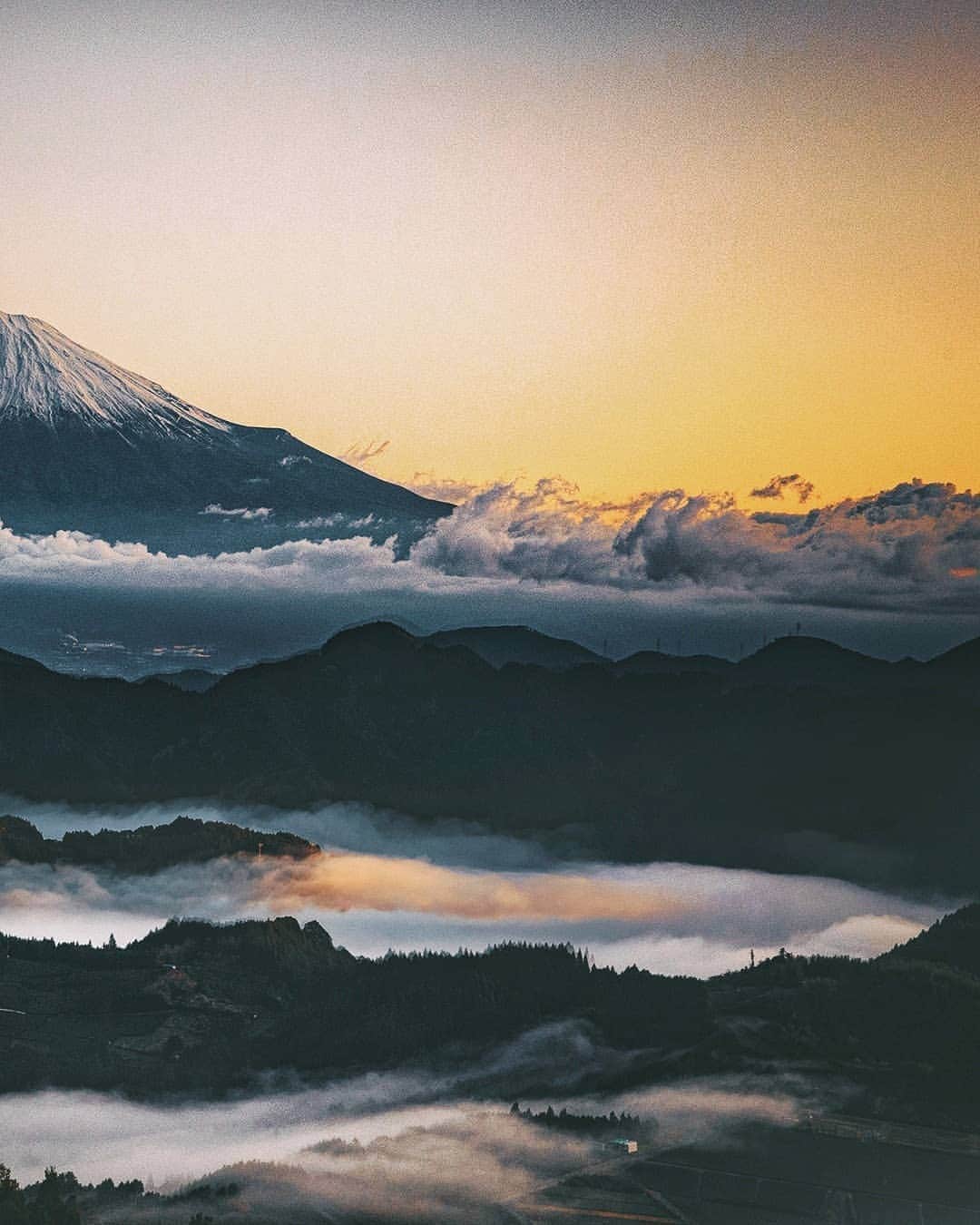 Berlin Tokyoさんのインスタグラム写真 - (Berlin TokyoInstagram)「With the sky burning bright at sunrise, Mt. Fuji exudes a fierce energy from within. .  . I lost my doron a little after I photographed this beautiful sunrise. I couldn't find where it is and it's still stuck in the tree.😭 . . . #hellofrom Mt-Fuji #japan」11月1日 22時51分 - tokio_kid