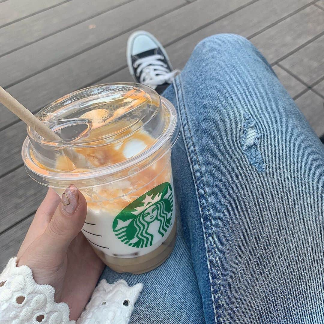 平田詩奈のインスタグラム：「11月🐈💭﻿ ﻿ 今月はたくさん更新できたらいいな。」