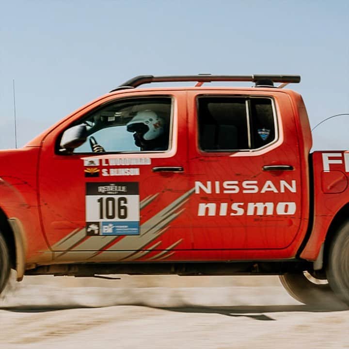 のインスタグラム：「On track to off-road glory. #NissanFrontier #RebelleRally」