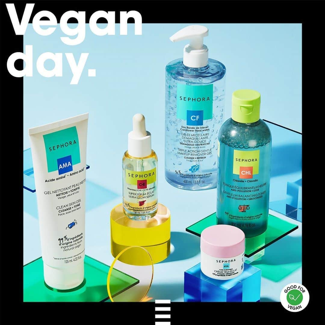 セフォラさんのインスタグラム写真 - (セフォラInstagram)「Aujourd'hui c'est le Vegan Day (et du premier jour du World Vegan Month!) 🌿 Une pensée pour tous ces produits vegan* disponibles chez SEPHORA. Nous multiplions nos efforts pour en proposer de plus en plus et pour les rendre clairement identifiables sur notre site et en magasin, afin de vous faciliter la vie.  🌟 Comment ?  Grâce à notre nouvelle pastille "Good For Vegan", qui est apparue il y a un mois sur sephora.fr et en magasin : elle signifie que le produit concerné ne contient aucun ingrédient d'origine animale.  #SEPHORAGOODFOR VEGAN #SephoraFrance #VeganDay」11月2日 0時08分 - sephorafrance