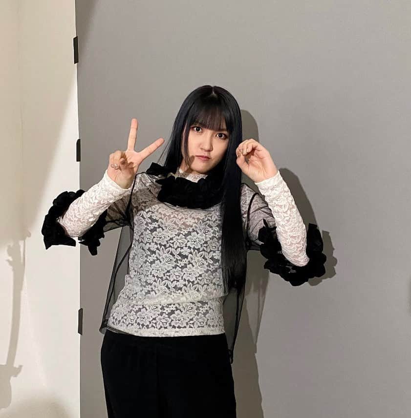 JUNNAのインスタグラム：「20歳になりました🎂 これからもたくさんたくさん歌っていきたい🎤」