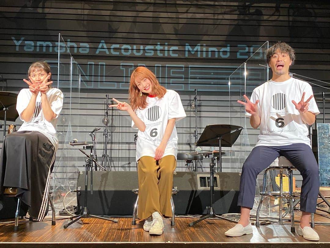 ISEKIのインスタグラム：「Yamaha Acoustic Mind 2020 ONLINE 4日目が終了しましたー 本日も見てくれてありがとうー  次は明後日の11月3日  #ayakasegawa  #anly  #iseki  #YAM2020 #おかえりおんがく」