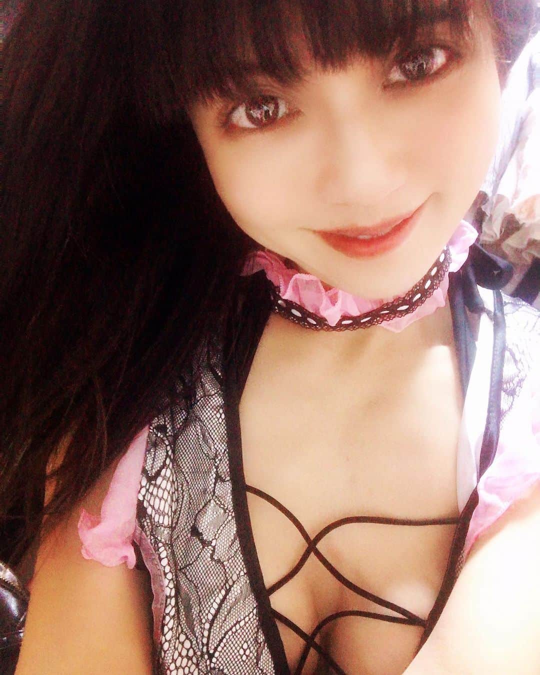 茜結のインスタグラム：「ハロウィンときの💗  茜結YouTubeチャンネル登録してね💗お願い  千人まであと46人  今年中にチャンネル登録者数千人目指して  達成したら携帯でYouTube生配信！！  https://www.youtube.com/channel/UCN2-KtFYsRgbrMaeR_n25BQ  #茜結#グラビア#グラドル #女優#役者#ナレーター#youtuber #youtuber好きな人と繋がりたい #youtubechannel #可愛い女の子 #大人可愛い #綺麗になりたい #低身長#水着コーデ #シングルマザー #綺麗なお姉さん #熟女 #カメラマンさんと繋がりたい #撮影モデル #撮影 #cute #beautiful #beautifulpeople #お洒落さんと繋がりたい #お洒落 #可愛くなりたい #可愛い女の子 #可愛い子と繋がりたい #美少女 #美魔女#ハロウィン」