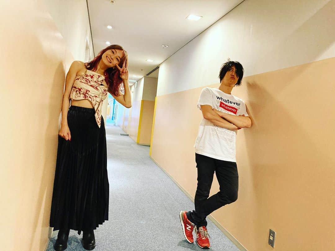 LiSAさんのインスタグラム写真 - (LiSAInstagram)「「マコトシヤカ」について🐨⚾︎🐲 【BLOG】http://ameblo.jp/lxixsxa/ #UNISON先輩もアルバム発売おめでとうございます #テレビの収録でばったり　#田淵先輩」11月2日 0時50分 - xlisa_olivex