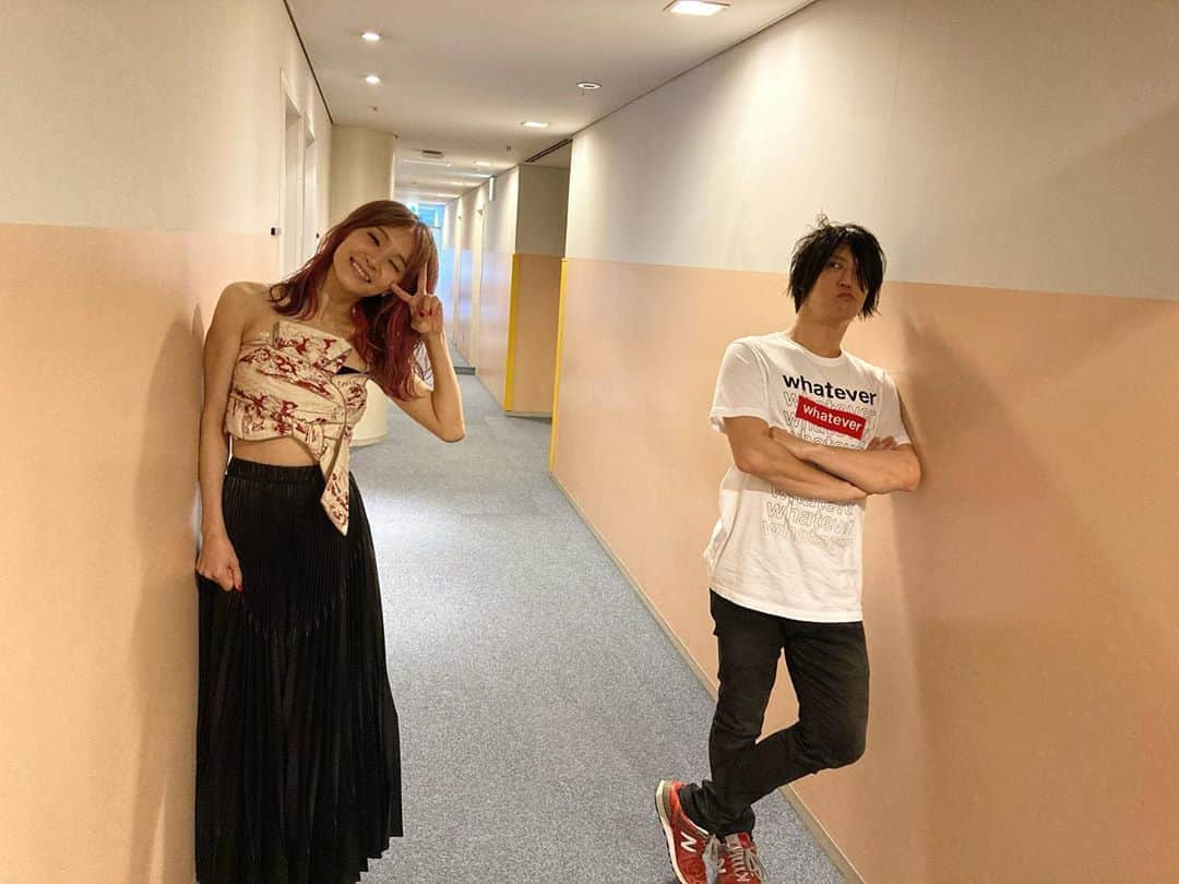 LiSAさんのインスタグラム写真 - (LiSAInstagram)「「マコトシヤカ」について🐨⚾︎🐲 【BLOG】http://ameblo.jp/lxixsxa/ #UNISON先輩もアルバム発売おめでとうございます #テレビの収録でばったり　#田淵先輩」11月2日 0時50分 - xlisa_olivex