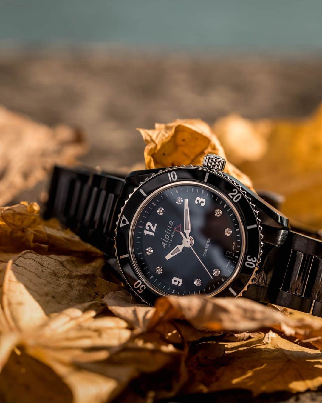 のインスタグラム：「Feel the autumn breeze with the Alpiner Comtesse Sport Quartz.  #AlpinaWatches #ReachYourSummit #AlpinerComtesseSport Check out our bio to learn more about our Comtesse Watches.」