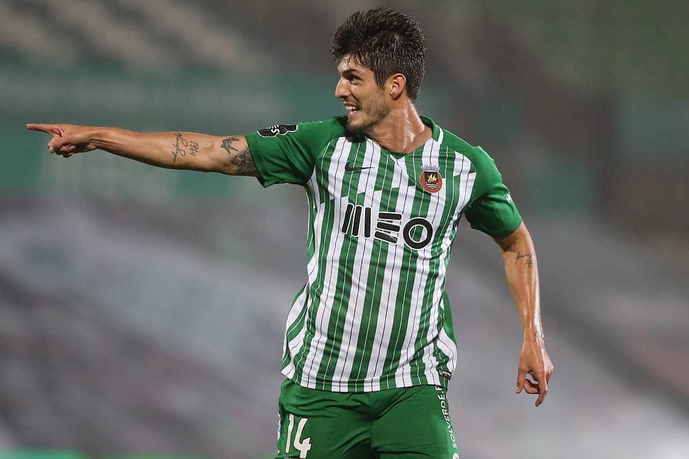 グスタヴォ・ルーカス・ドミンゲス・ピアソンのインスタグラム：「Back to back wins. Grande jogo maltinha 💚」