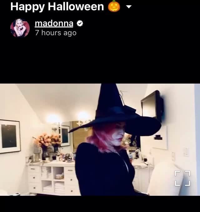 のインスタグラム：「“I wanna be a bad bitch!” Repost @madonna (settling on a #piersatkinson #tulle explosion and floral wig bouquet) in fittings with ultra-stylists @saint_____rita & @bcompleted (also wearing #piersatkinson) -SCREAMQUEENS- 🖤 #badwitch #badbitch」