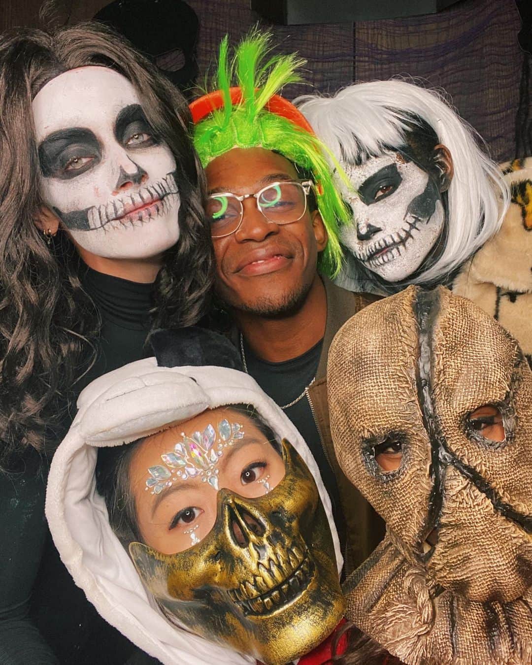 レイチェル・スカーステンのインスタグラム：「A Batty Halloween. 🦇🦇🦇」
