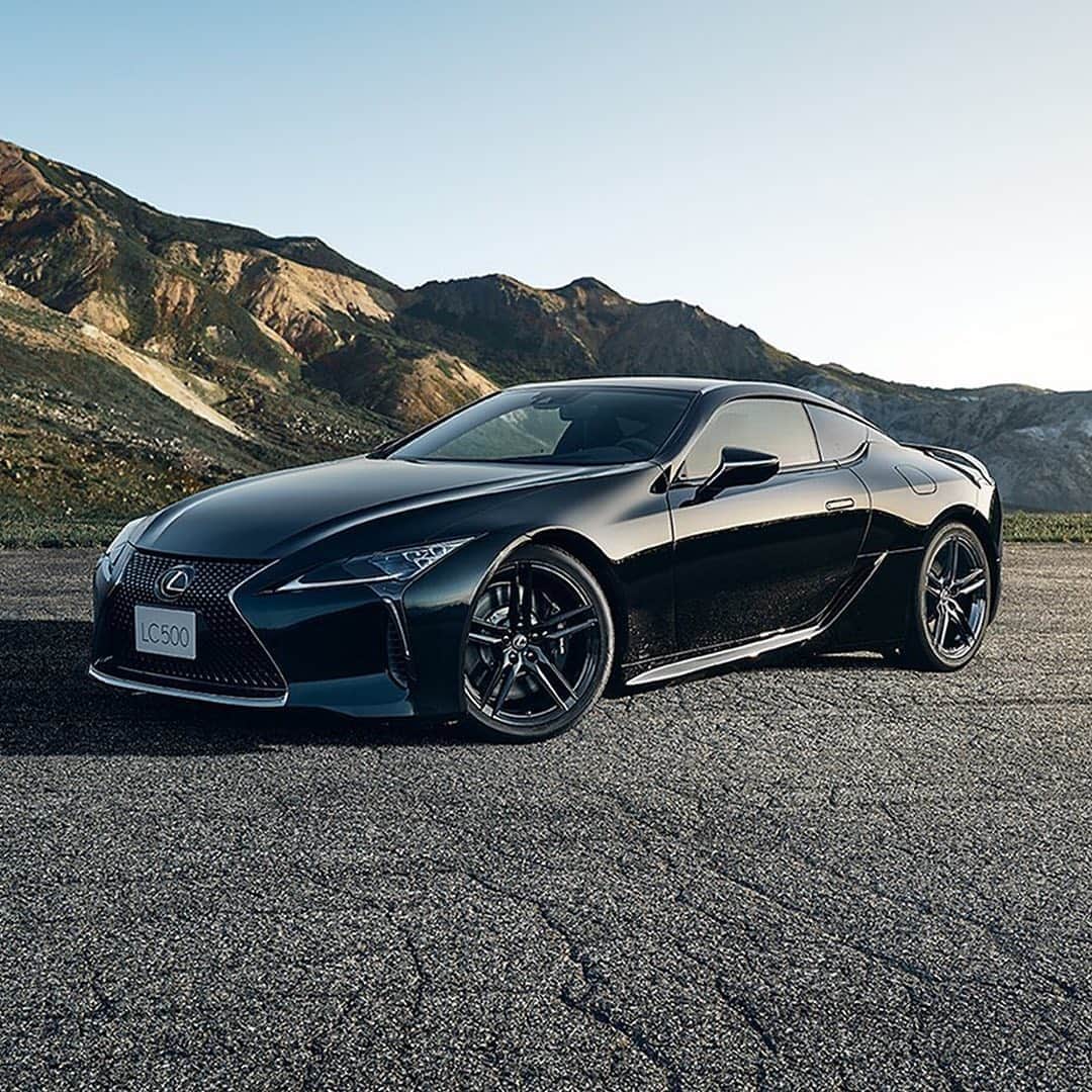 HYPEBEASTさんのインスタグラム写真 - (HYPEBEASTInstagram)「@hypebeastcarclub: @lexususa has enlisted LFA craftsman for this limited edition "Aviation" LC 500. This iteration takes inspiration from the lines of an airplane, hence the name “Aviation,” and adds design elements from the iconic LFA — even going as far as recruiting the same craftsman that created the 3D carbon fiber components on the supercar. Upgrades include 21-inch split-spoke wheels, an all-black Spindle grille, a special shift knob, a custom steering wheel, an “Aviation-Black” interior, and most importantly, the curved carbon fiber reinforced plastic wing that improves stability at high speeds. Limited to only 70 units, the car will start at approximately $143,700 USD beginning January 6, 2021. ⁠⠀ Photo: Lexus」11月2日 3時02分 - hypebeast