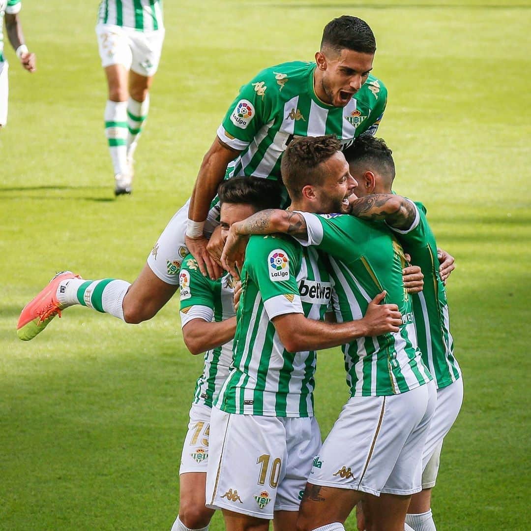 マルク・バルトラのインスタグラム：「Gran partido de todo el equipo! Vamos mi Betis!!! 💪🏼💪🏼💚 #MushoBetis #LaLiga」
