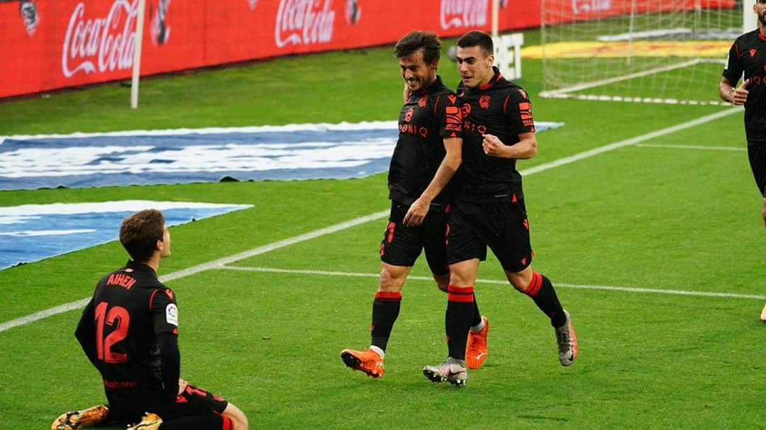 ダビド・シルバのインスタグラム：「Buenos 3 puntos y gran partido del equipo! Mucha suerte al @rccelta en lo que queda de campaña, una pena haber visto Balaídos sin su afición #AupaReala」