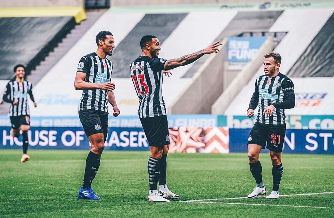 カラム・ウィルソンのインスタグラム：「Good 3 points today! Always nice to add another ⚽️⚽️ goals to the tally 🙌🏽」