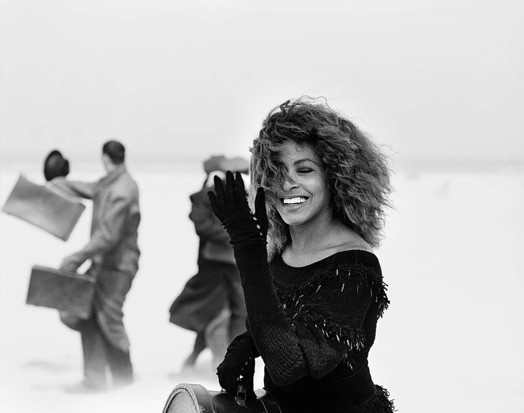 ピーター・リンドバーグさんのインスタグラム写真 - (ピーター・リンドバーグInstagram)「Tina Turner, Deauville, France, 1989 #LindberghStories #TinaTurner」11月2日 3時22分 - therealpeterlindbergh