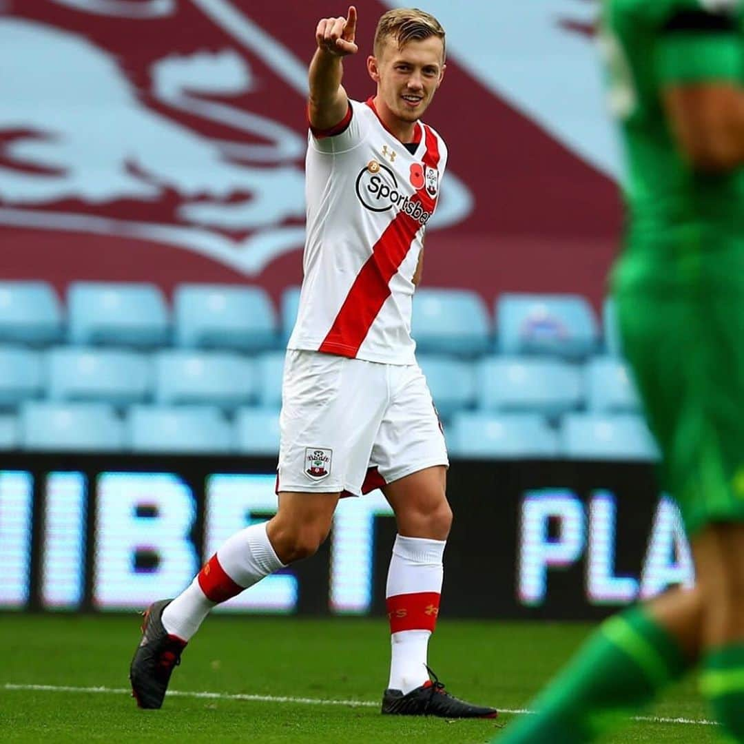 ライアン・バートランドさんのインスタグラム写真 - (ライアン・バートランドInstagram)「Great performance. We made it hard but a big 3points still. Superb finishing from the lads. #wemarchon」11月2日 3時36分 - iamryanbertrand