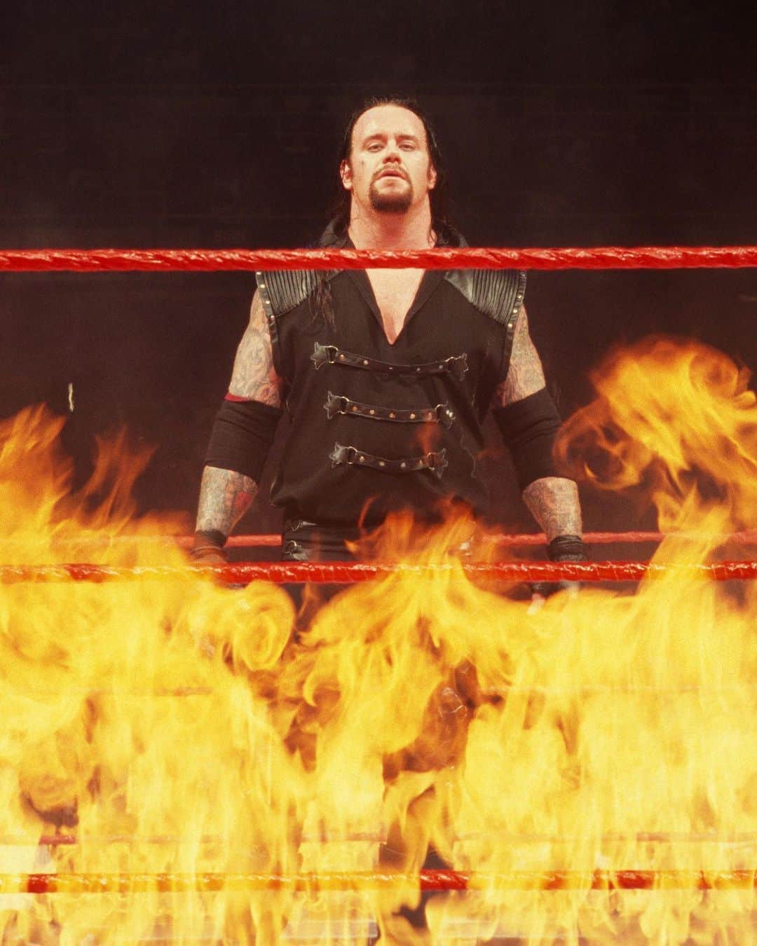 WWEさんのインスタグラム写真 - (WWEInstagram)「Check out today’s Story for iconic photos from @Undertaker’s career. #Undertaker30」11月2日 3時49分 - wwe