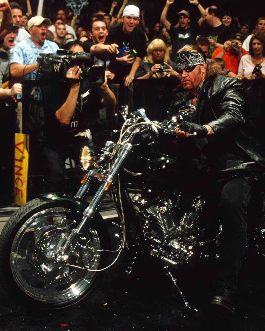 WWEさんのインスタグラム写真 - (WWEInstagram)「Check out today’s Story for iconic photos from @Undertaker’s career. #Undertaker30」11月2日 3時49分 - wwe