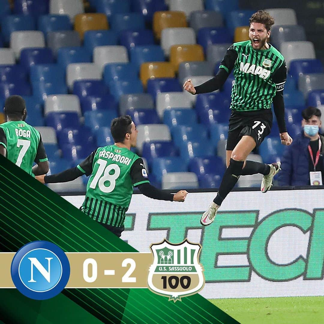 USサッスオーロ・カルチョさんのインスタグラム写真 - (USサッスオーロ・カルチョInstagram)「#NapoliSassuolo 0⃣-2⃣  Il Sassuolo espugna il San Paolo!!!!!!!!!!!! CHE CUORE RAGAZZIIIIIIIIIII 🖤💚😍🖤💚  #ForzaSasol」11月2日 4時02分 - sassuolocalcio