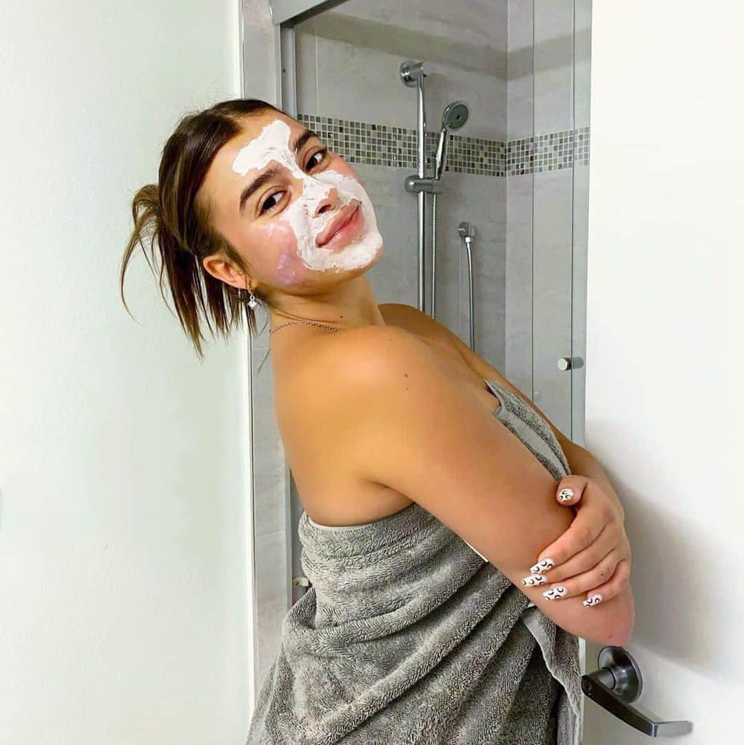 Kalani Hillikerのインスタグラム