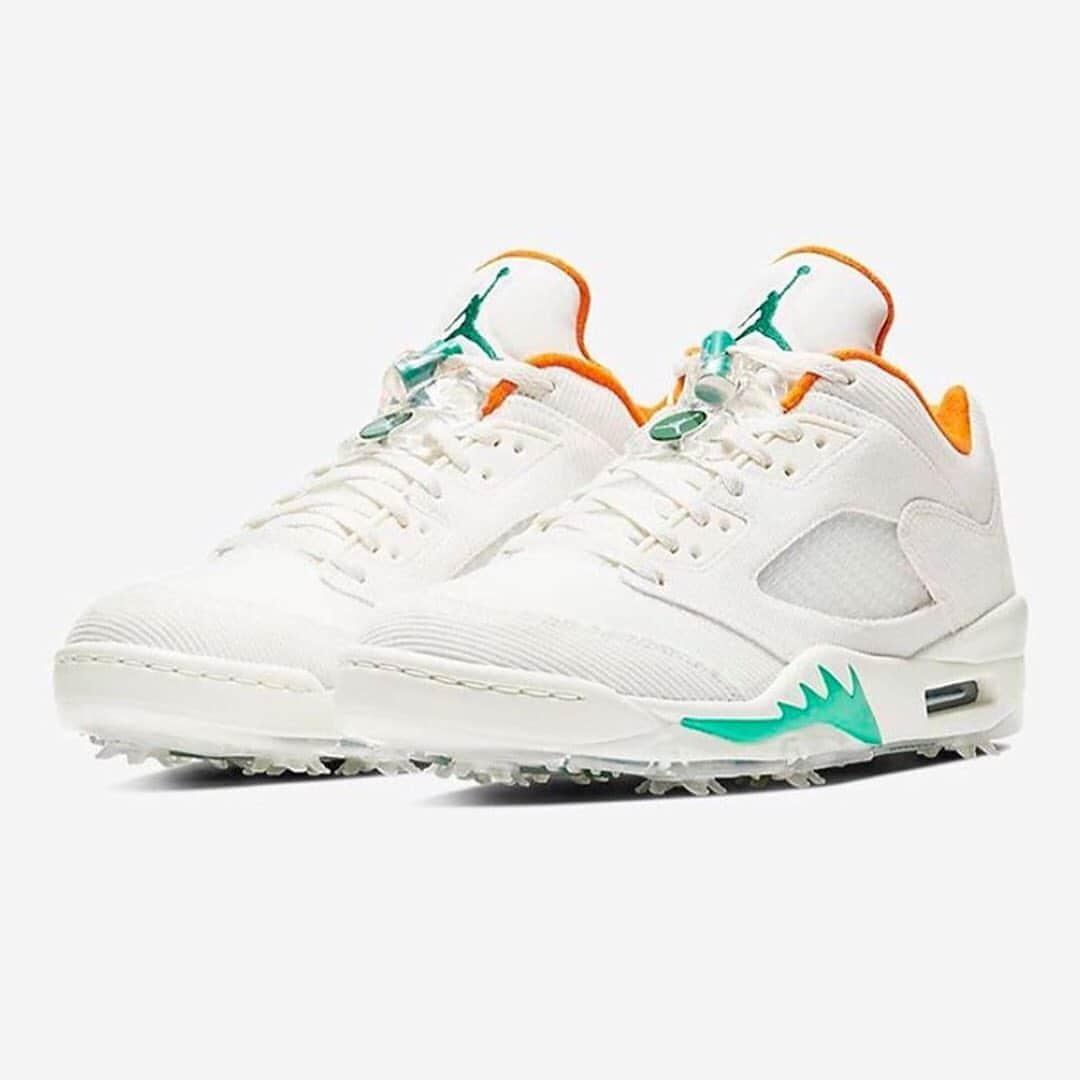 HYPEBEASTさんのインスタグラム写真 - (HYPEBEASTInstagram)「@hypegolf: @jumpman23 has unveiled an Air Jordan 5 Golf "Better Lucky Than Good" ahead of the 2020 Masters Tournament. The low-top shoe is properly outfitted with corduroy in a “Sail” tone alongside “Neptune Green” hits on the midsoles as well as the lace-lock and Jump insignias. Translucent netting appears on the mid-foot section with the words “Lucky Than Good” stamped on the outsoles. It’s set to launch via the @nike SNKRS app on November 9 for $220 USD a pair.⁠⠀ Photo: Nike」11月2日 15時09分 - hypebeast