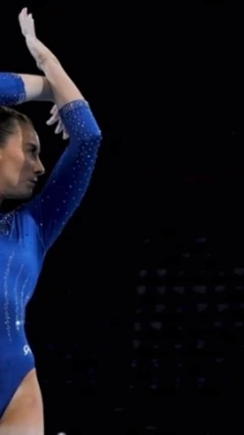 のインスタグラム：「- A confident leader and cheerleader 📣 for Team USA at last years Worlds, MyKayla Skinner was an integral member of the 🥇 medal performance! - This routine from podium training (thanks @gymcastic ) features 4 strong passes 👏🏻👏🏻👏🏻 - @mykaylaskinner2016  - - Featured Competition: 2019 World Championships  - - #gymnastics #gymnasticsvideos #gymnasticshighlights #artisticgymnastics #floor  #vault #parallelbars #pbars #horizontalbar #highbar #balancebeam #unevenbars #tumble #stick #flip #trampoline #handstand #strength #flexibility #balance #fitness #usagymnastics #muscle #mag #trampoline #gymnast #gymvids #athlete #gimnasia」