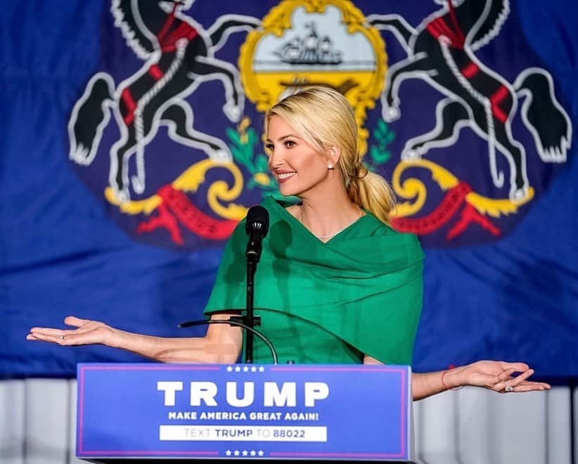 のインスタグラム：「One day, four states!  Ending strong...   We love you Pennsylvania! #MAGA」